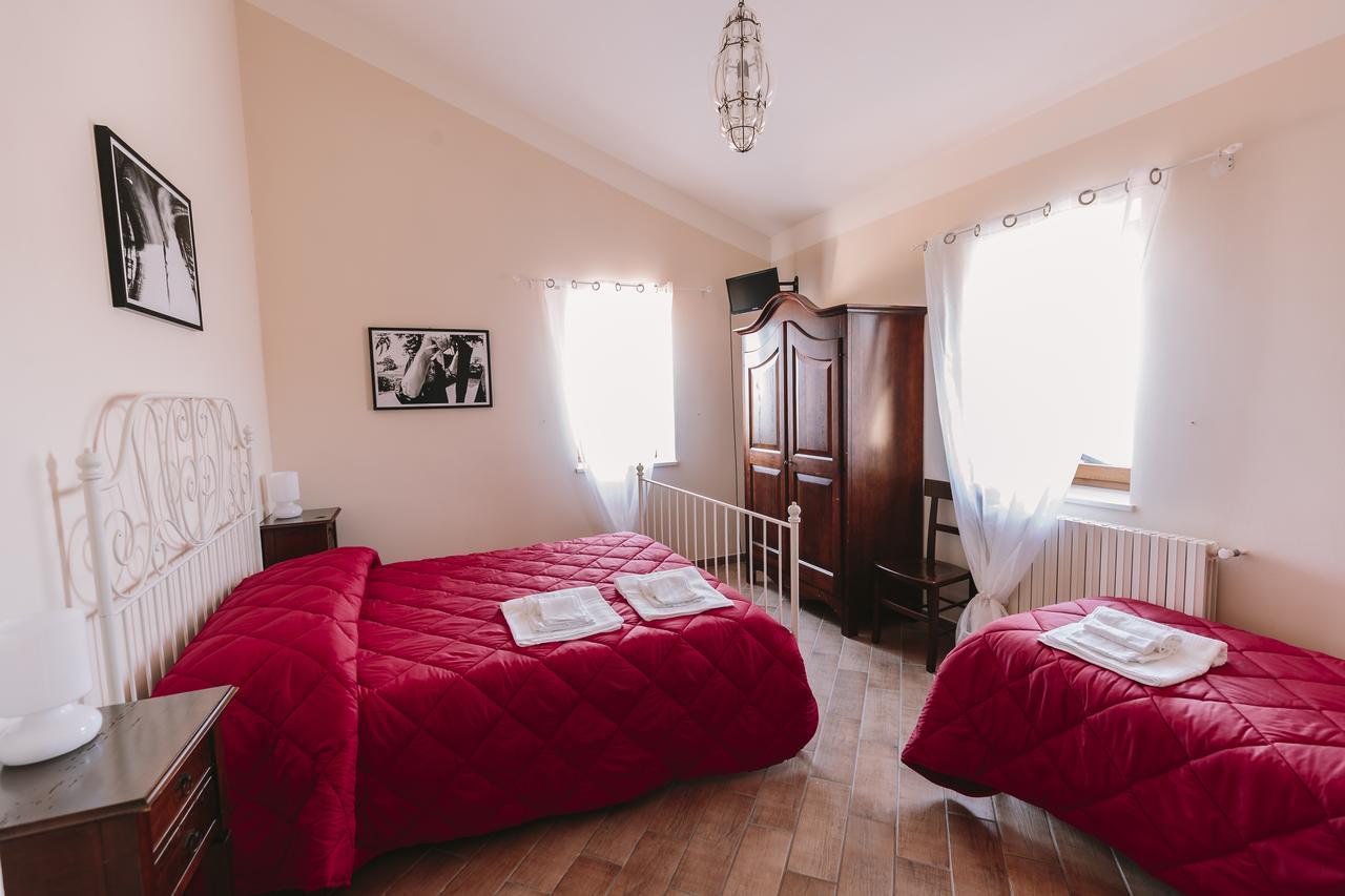 Agriturismo Il Riccio Монтиккьо Экстерьер фото